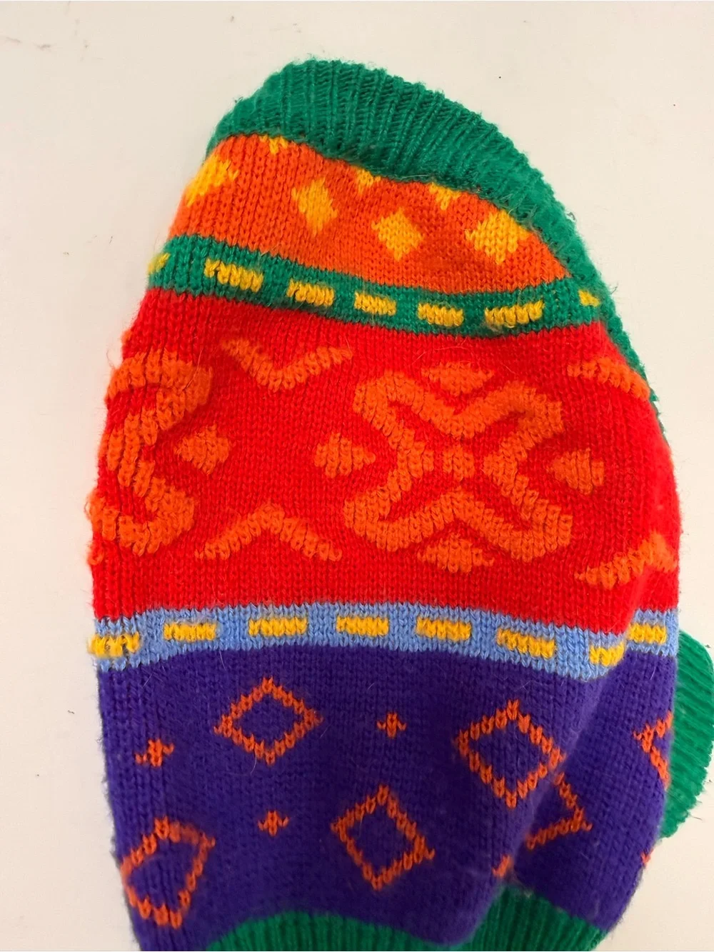 Source Unknown bright knit